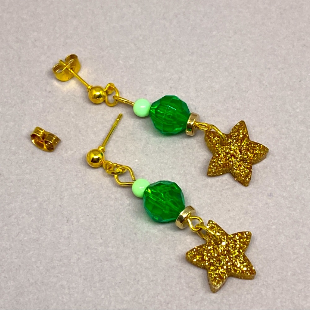Handmade Green Gold Star Earrings NEW